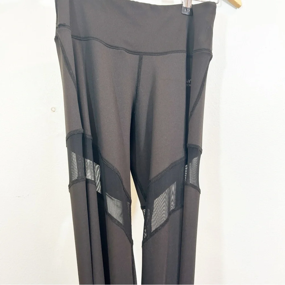Lillium Active Black Leggings with Mesh Cutout Panels and Wide Waistband Gym